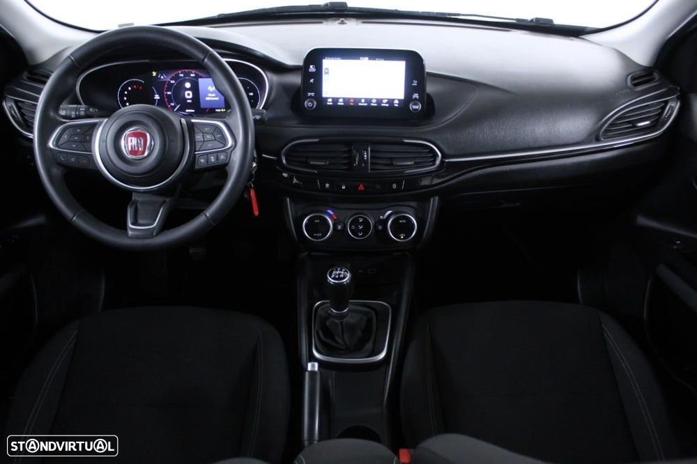Fiat Tipo Station Wagon 1.0 GSE T3 City Life - 18