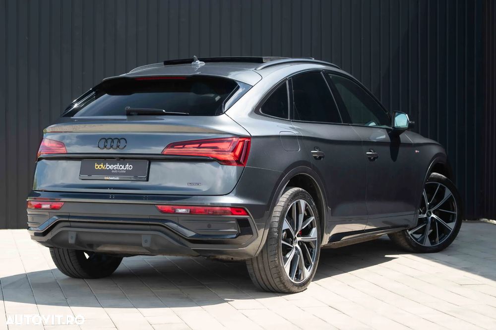Audi Q5 ack 55 TFSI e quattro S tronic PHEV S Line - 8