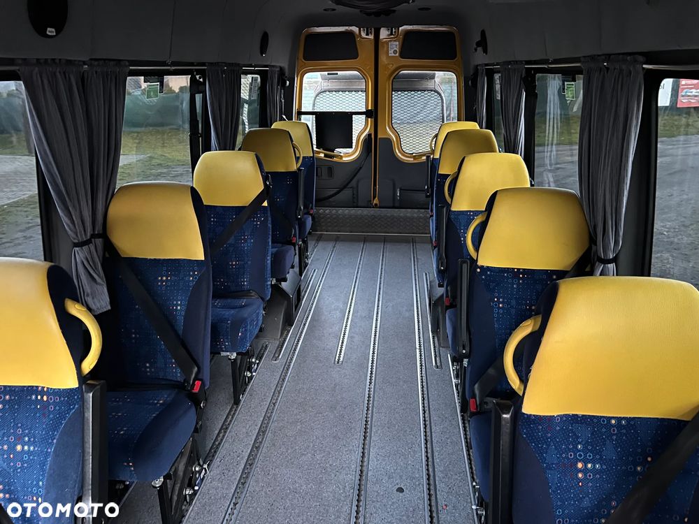 Volkswagen Crafter - 23