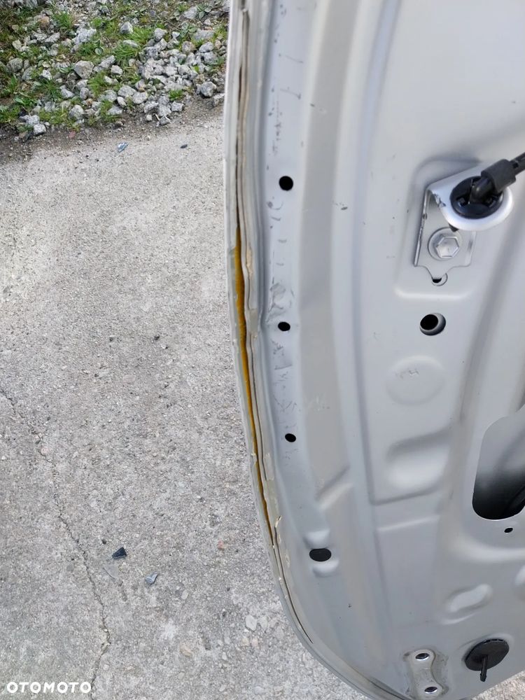 MASKA COROLLA E21 HB KOMBI 18-25r 1F7 - 6