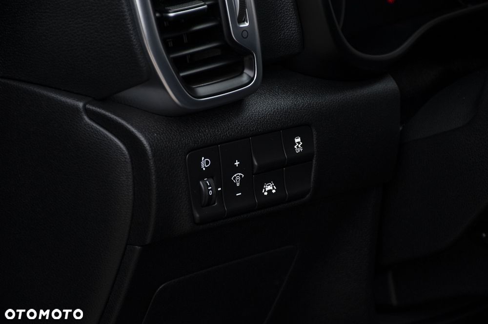 Kia Sportage 2.0 CRDI XL - 22