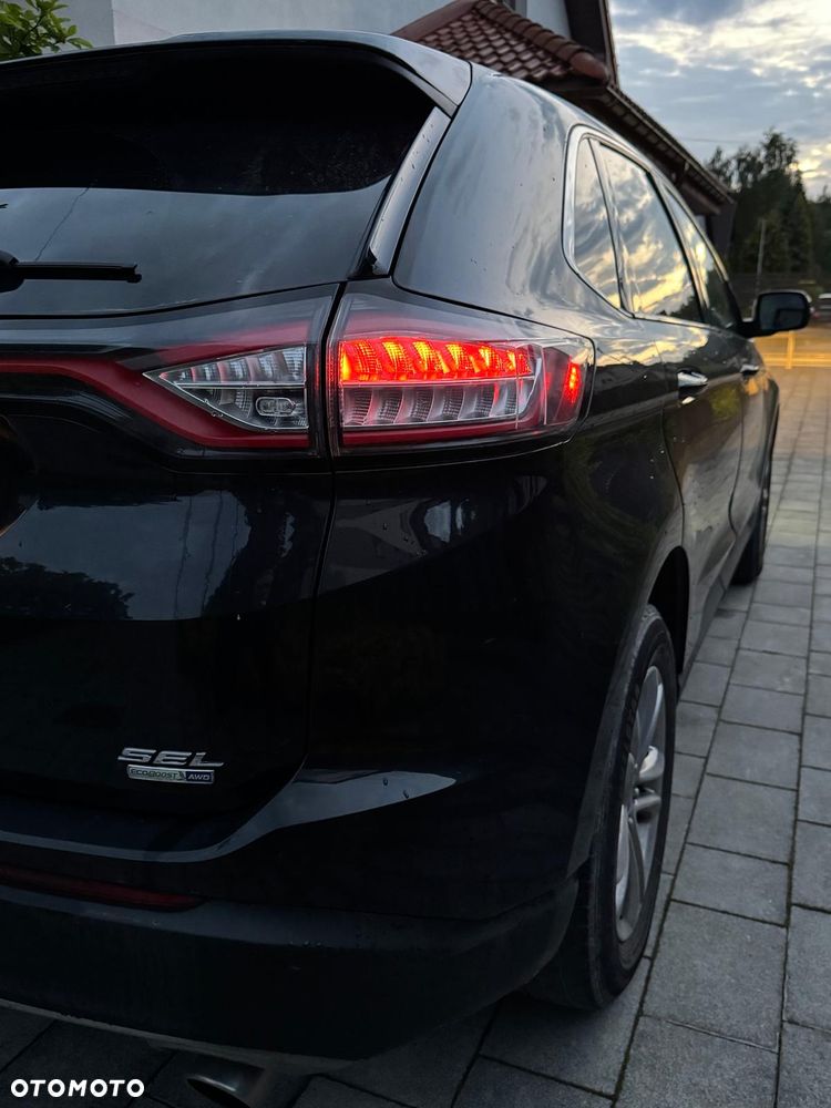Ford Edge - 33