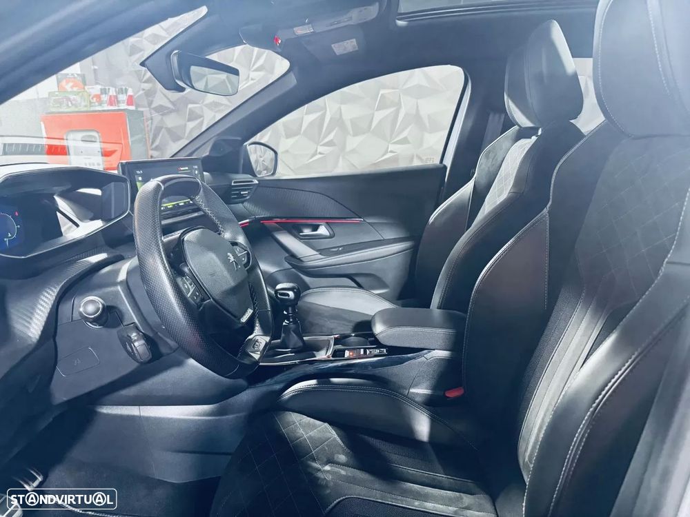 Peugeot 208 PureTech 130 GT Pack - 27