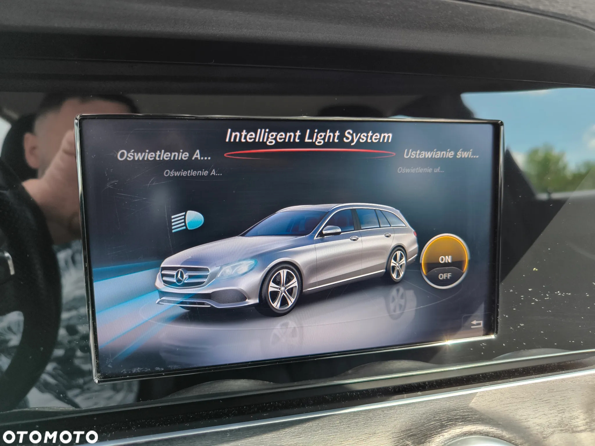 Mercedes-Benz Klasa E 200 d 9G-TRONIC - 28