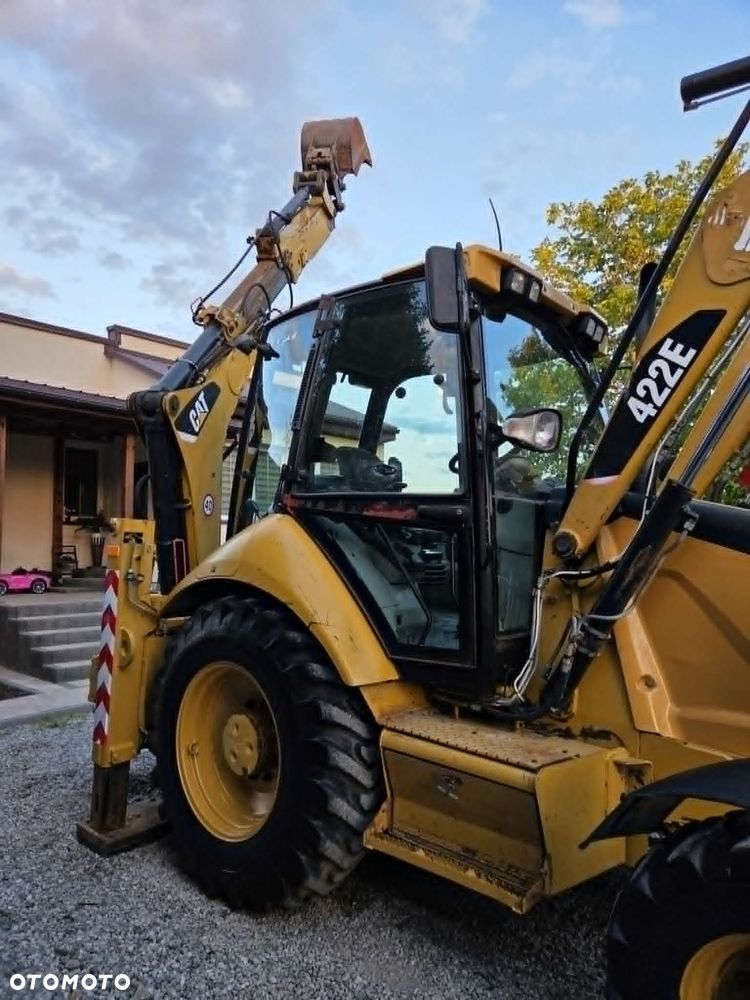 Caterpillar CAT 422E - 10