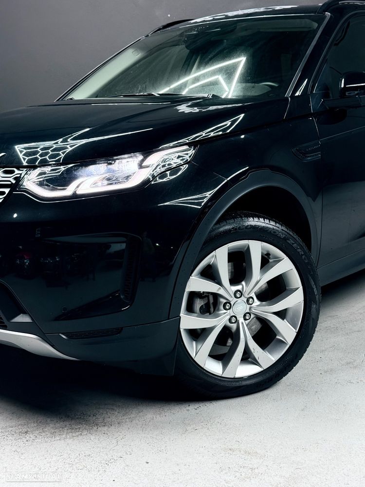 Land Rover Discovery Sport P300e R-Dynamic HSE - 32