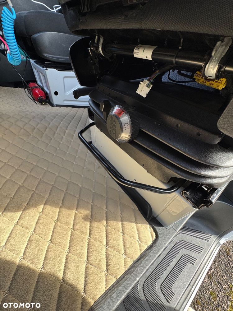 Mercedes-Benz Sprinter - 7