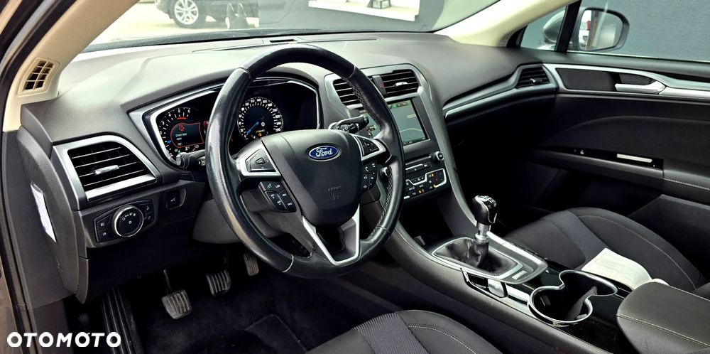 Ford Mondeo 2.0 EcoBlue Titanium - 12