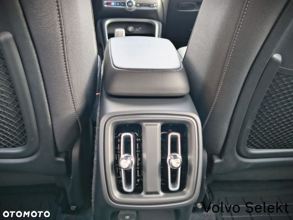 Volvo XC 40 - 28