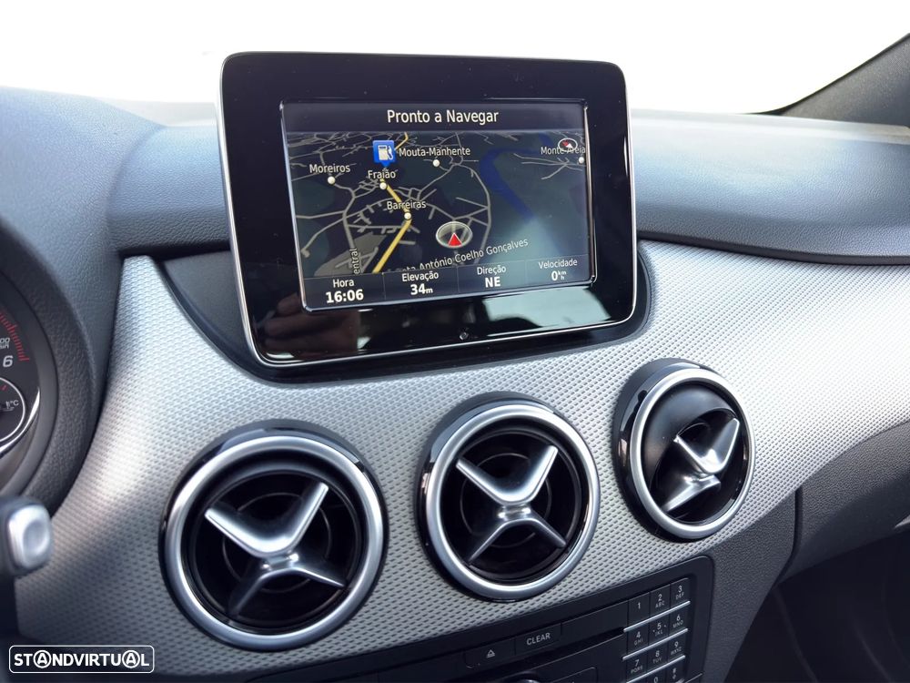 Mercedes-Benz B 180 d Urban Aut. - 13