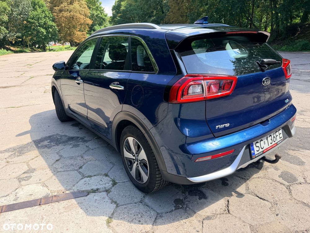 Kia Niro 1.6 GDI Hybrid L - 18