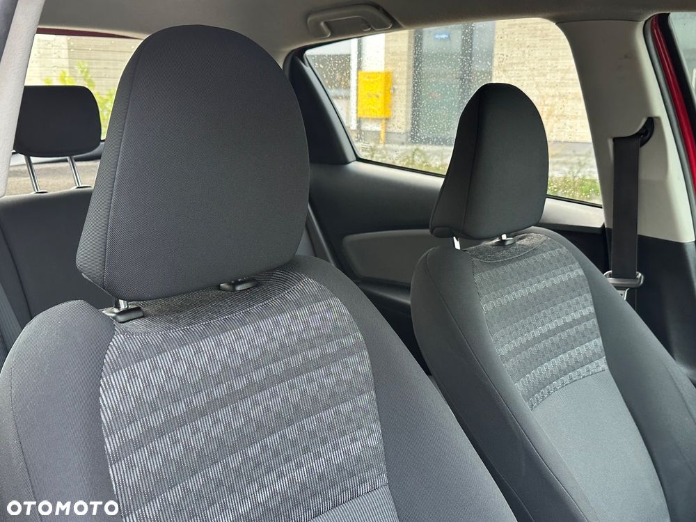 Toyota Yaris 1.33 Dynamic - 12