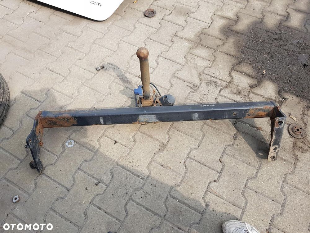 NISSAN QASHQAI I J10 06-13r HAK HOLOWNICZY - 2