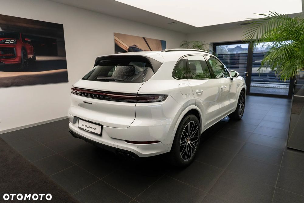 Porsche Cayenne - 3