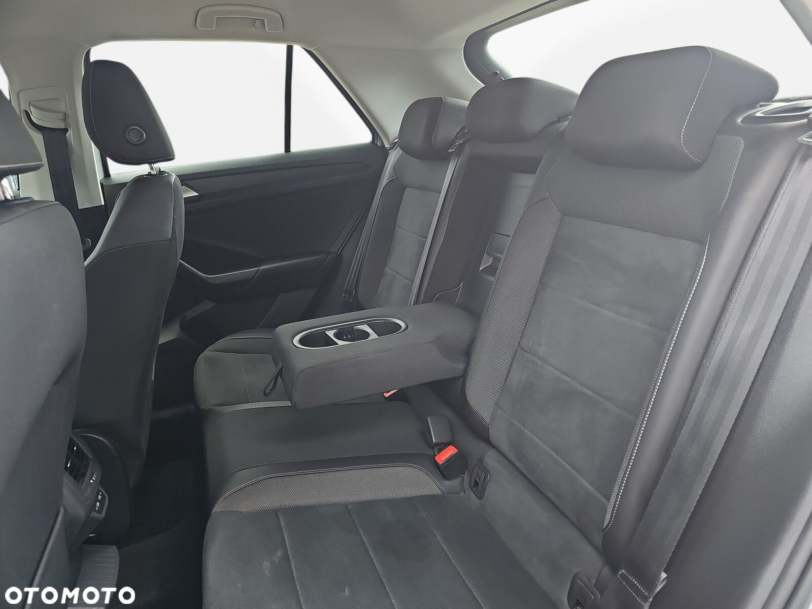 Volkswagen T-Roc 1.5 TSI Style DSG - 13
