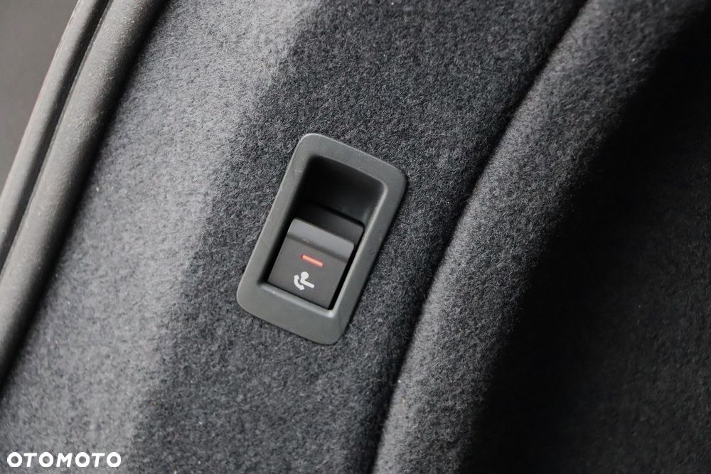 Audi S4 Avant TDI tiptronic - 33