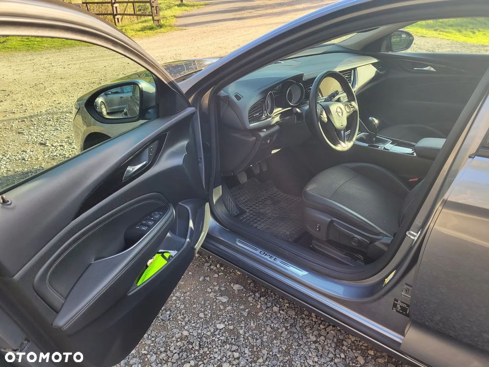 Opel Insignia 1.6 CDTI Innovation S&S Eco - 11