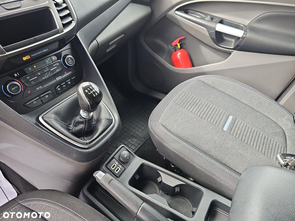 Ford Transit Connect - 20