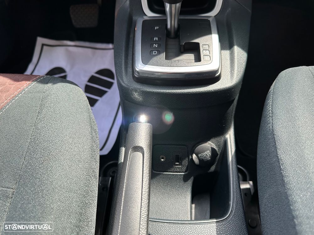 Ford Fiesta 1.4 Titanium Aut. - 19