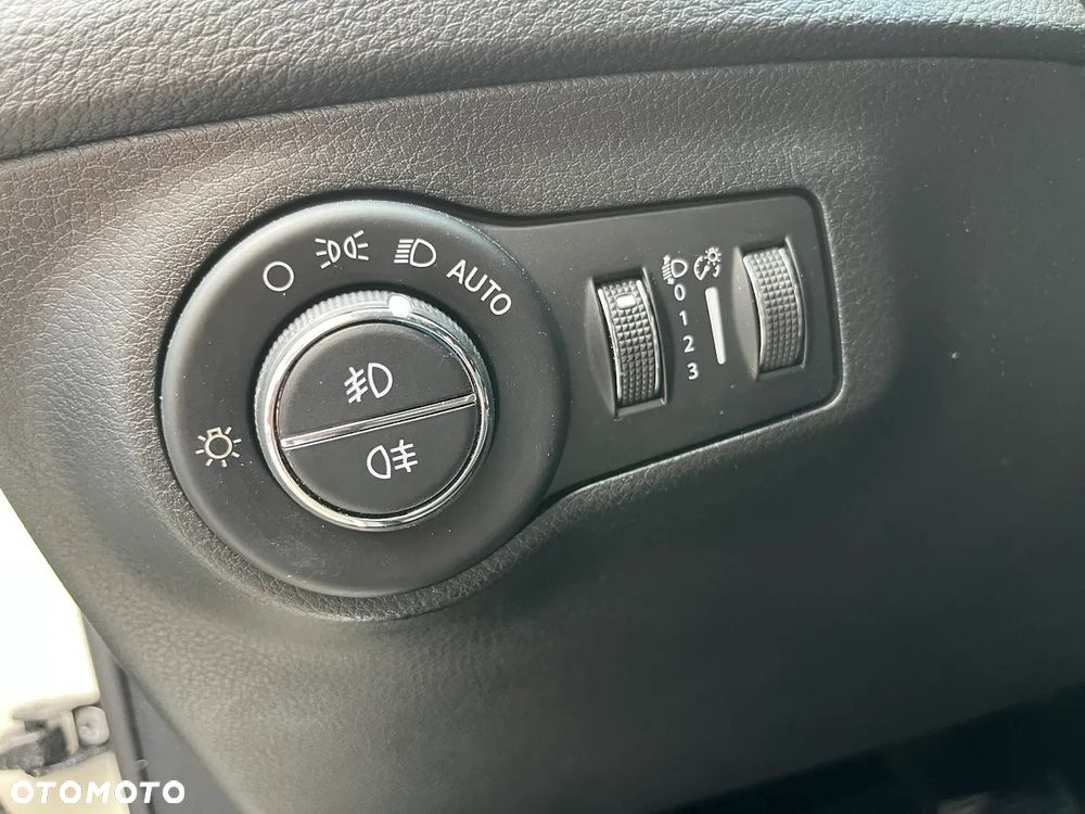 Jeep Compass 1.4 TMair Opening Edition 4WD S&S - 24