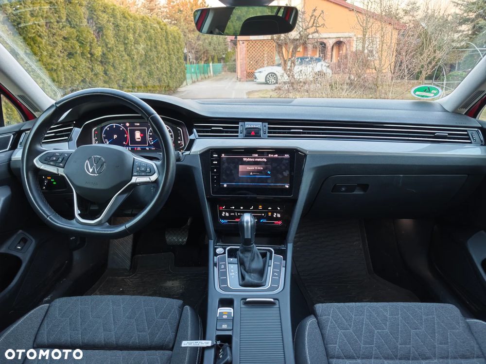 Volkswagen Passat 2.0 TDI SCR DSG - 10