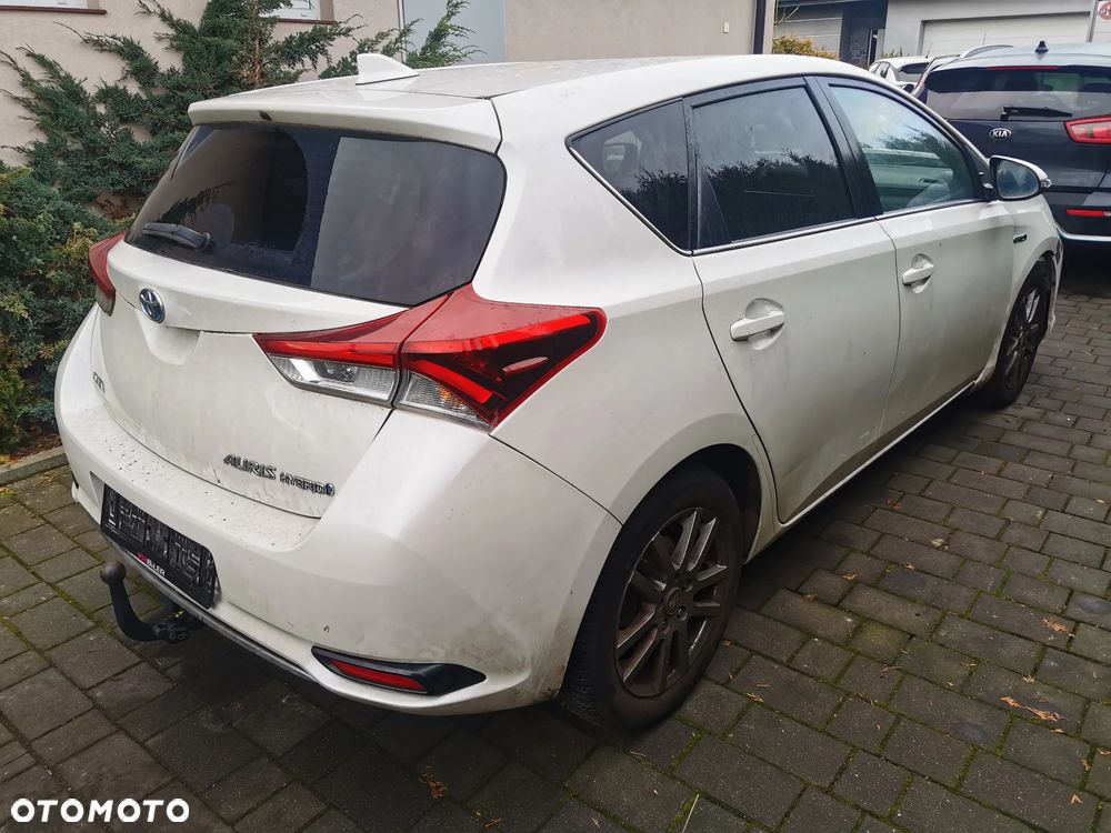 Toyota Auris Hybrid 135 Dynamic - 7