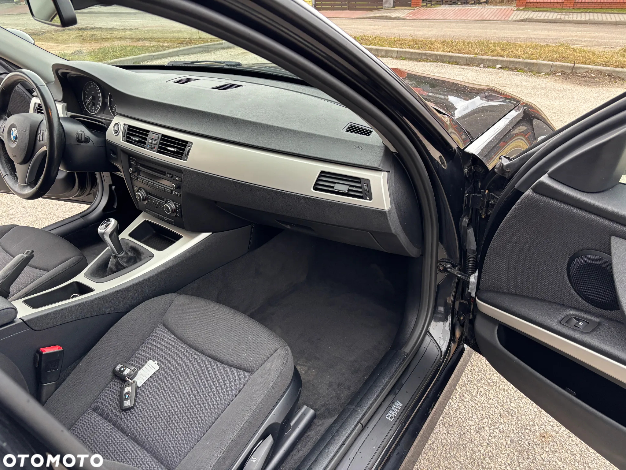 BMW Seria 3 320d Touring Efficient Dynamics Edition - 13