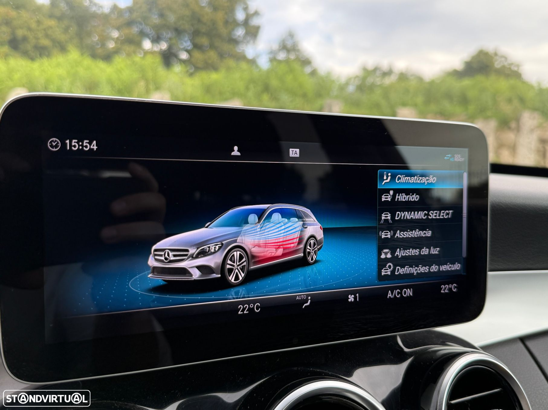 Mercedes-Benz C 300 e Avantgarde - 43