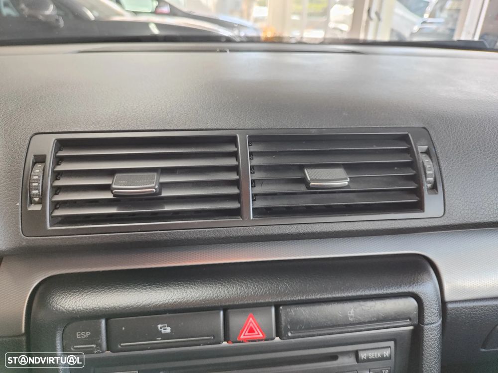 Audi A4 Avant 1.9 TDI m6 Exclusive - 29