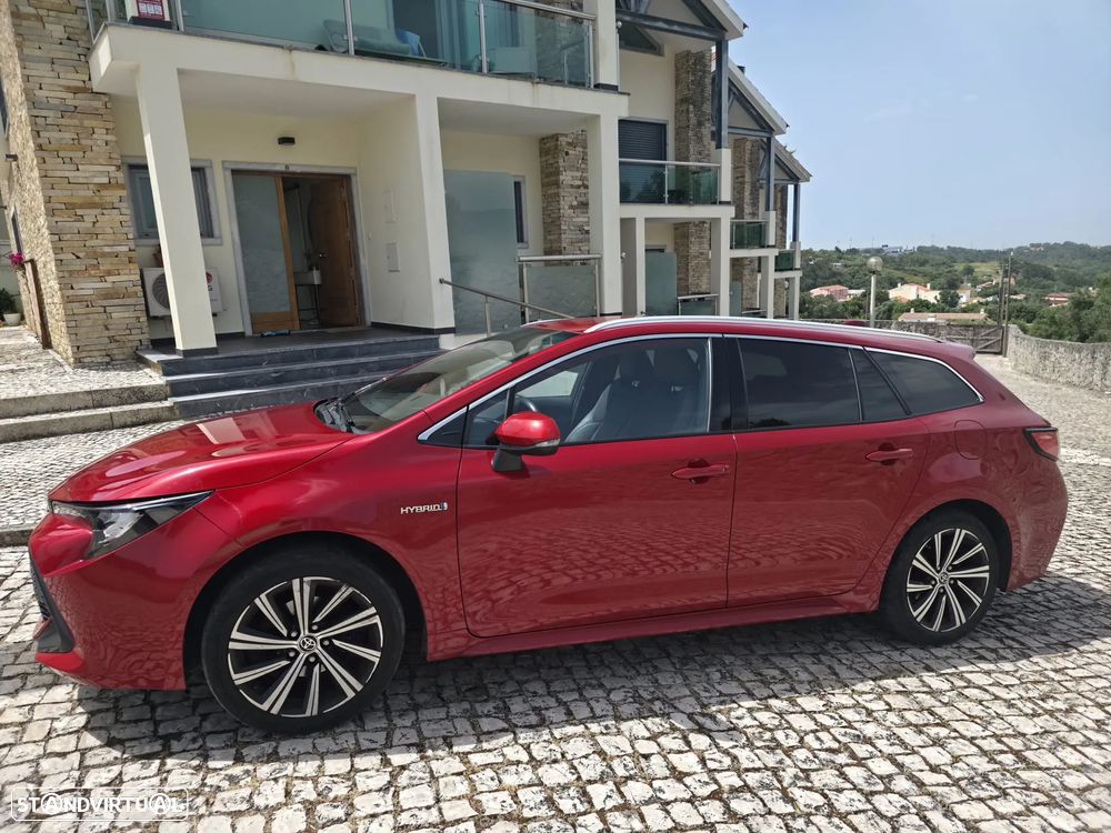 Toyota Corolla Touring Sports 1.8 Hybrid Comfort+P.Sport - 2