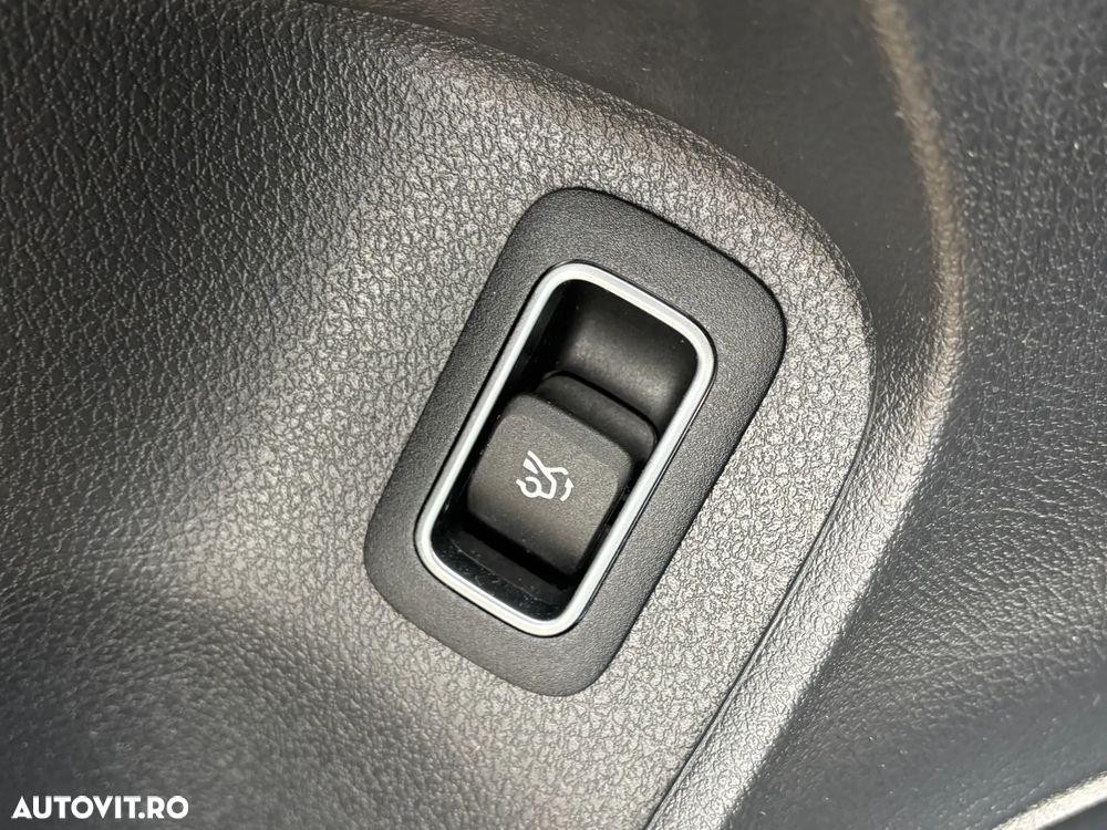 Mercedes-Benz A 180 d 7G-DCT - 23