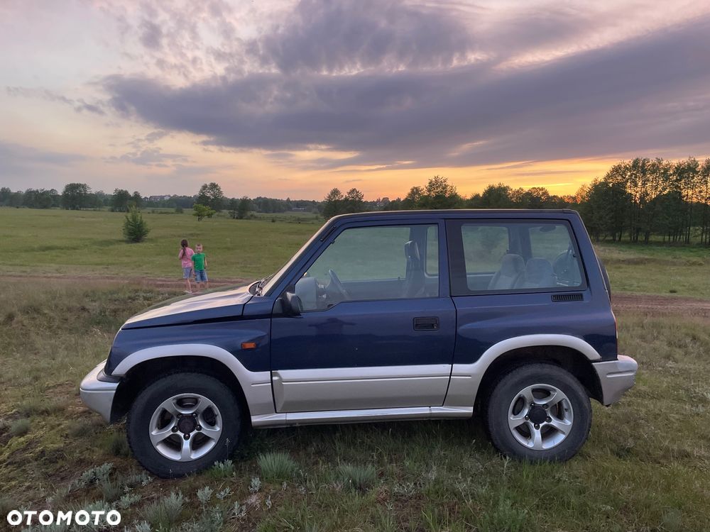 Suzuki Vitara 2.0 HDi - 6