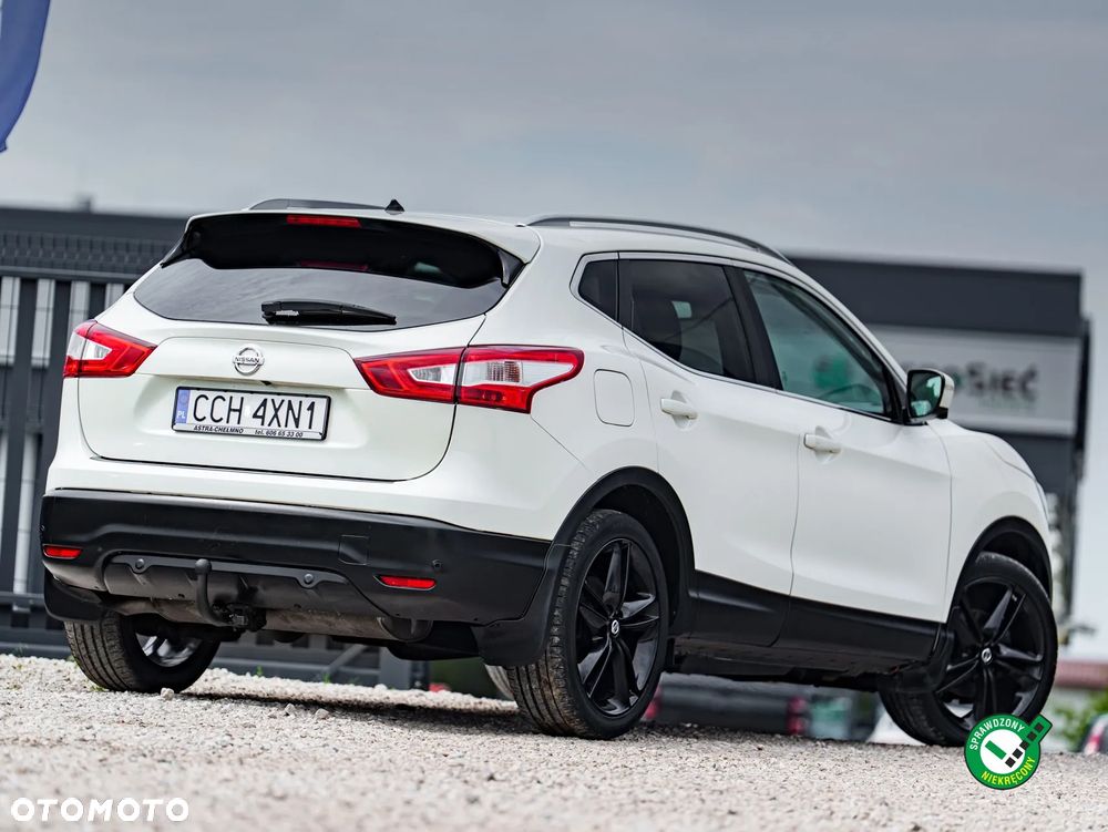Nissan Qashqai 1.6 dCi Xtronic TEKNA+ - 3