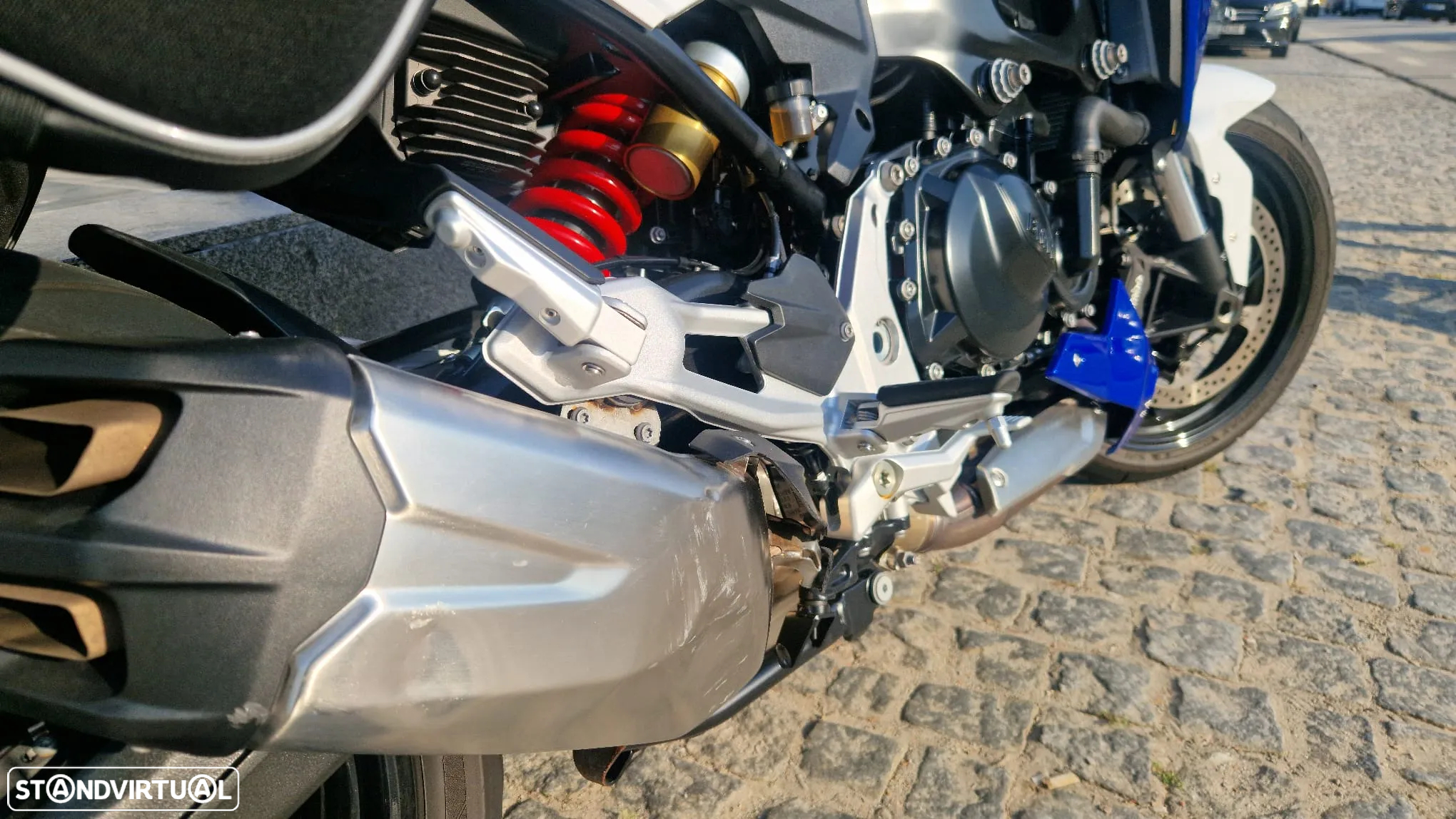 BMW F 900 R SPORT - 2