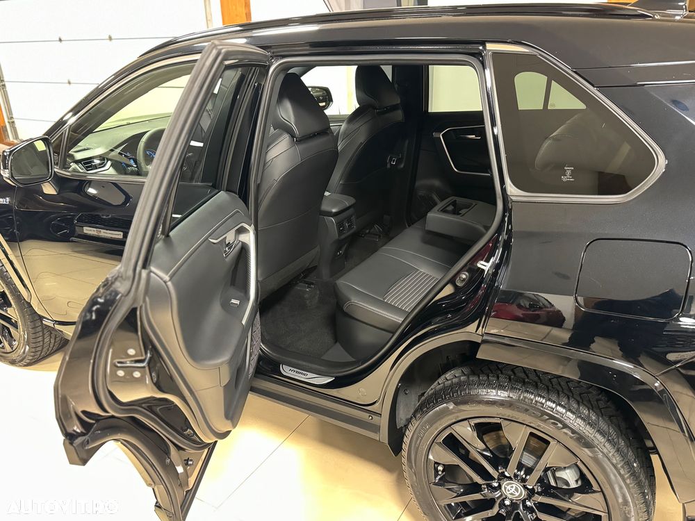 Toyota RAV4 2.5 4x4 Black Edition - 6