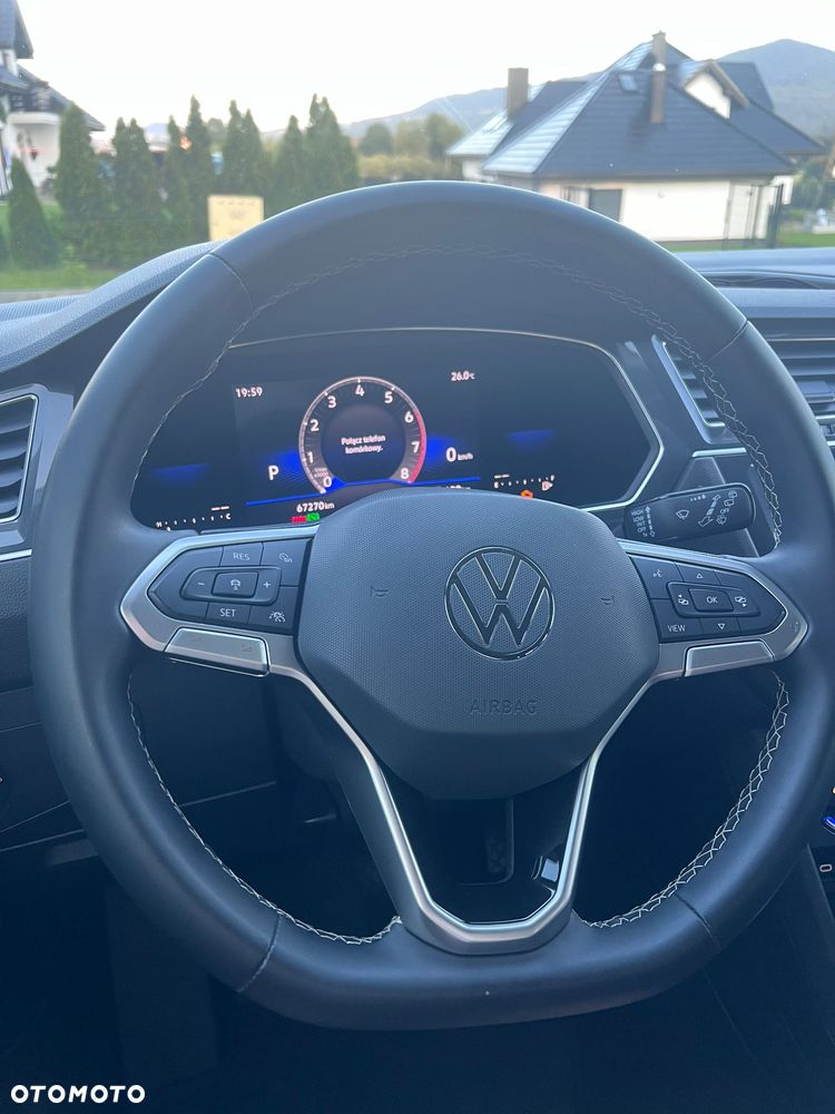 Volkswagen Tiguan - 8