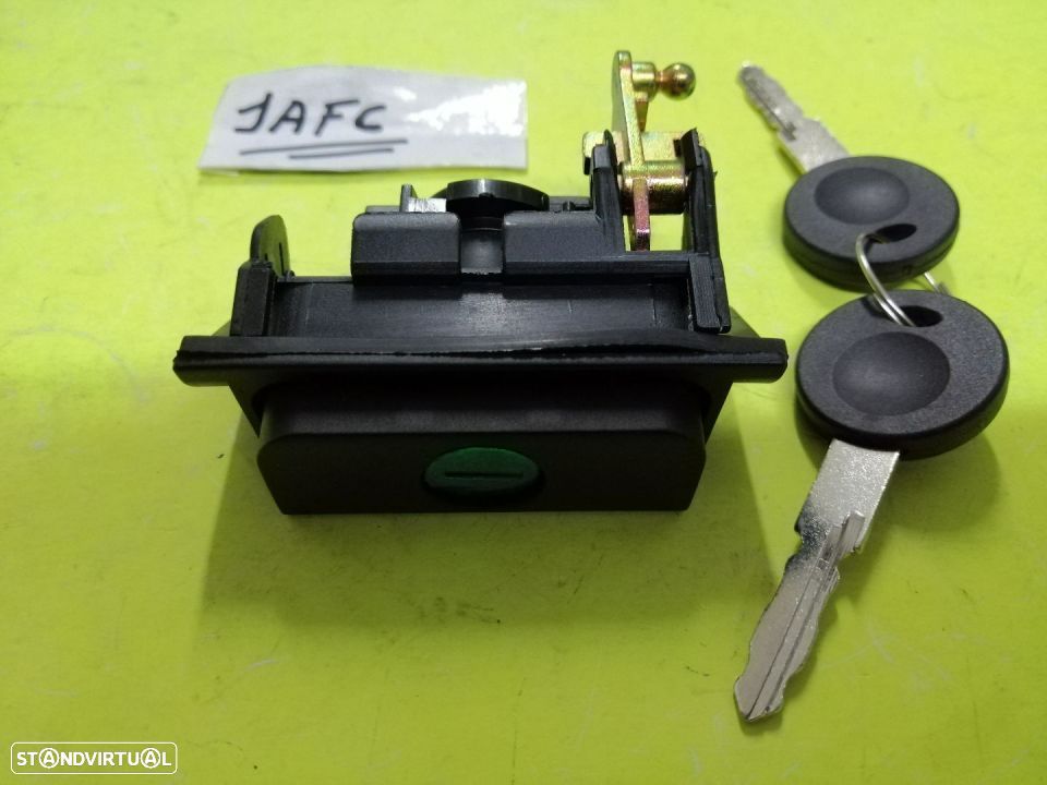 Fecho / Botão com chave tampa mala Vw Golf III 3 NOVO - 1