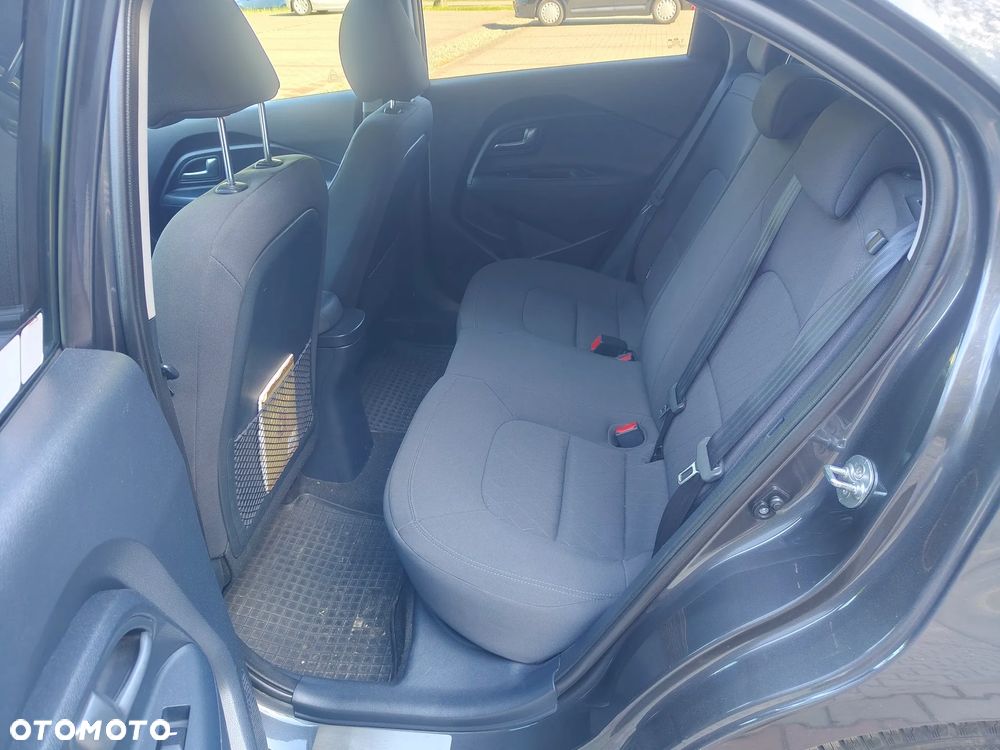 Kia Rio 1.2 Business Line - 5