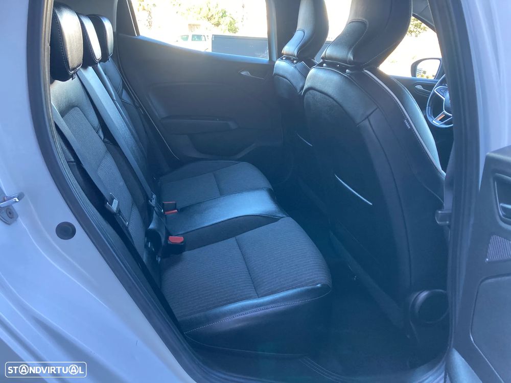 Renault Clio TCe 100 INTENS - 33