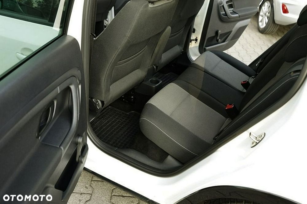 Skoda Fabia - 19
