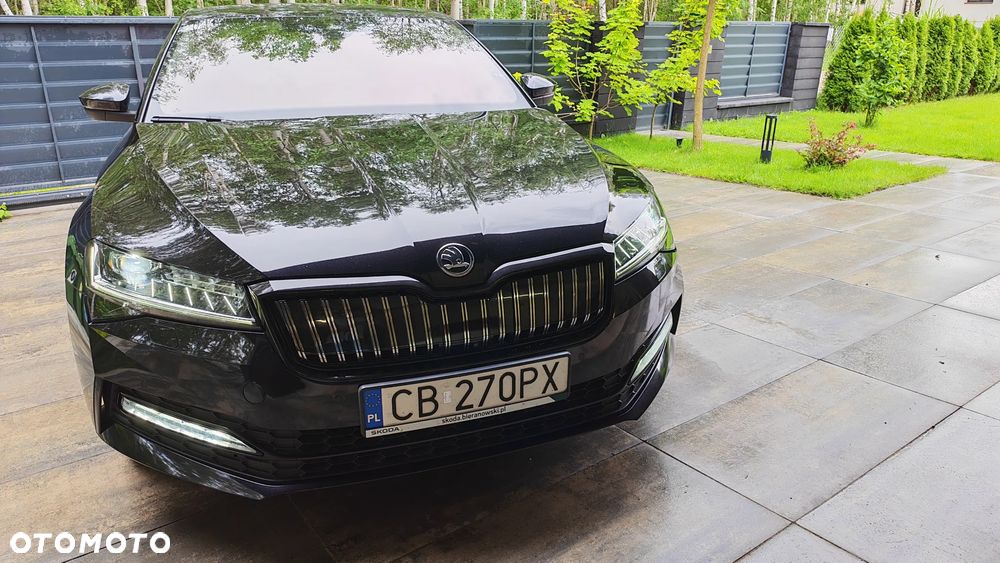 Skoda Superb 1.4 TSI Plug-In Hybrid Sportline DSG - 4