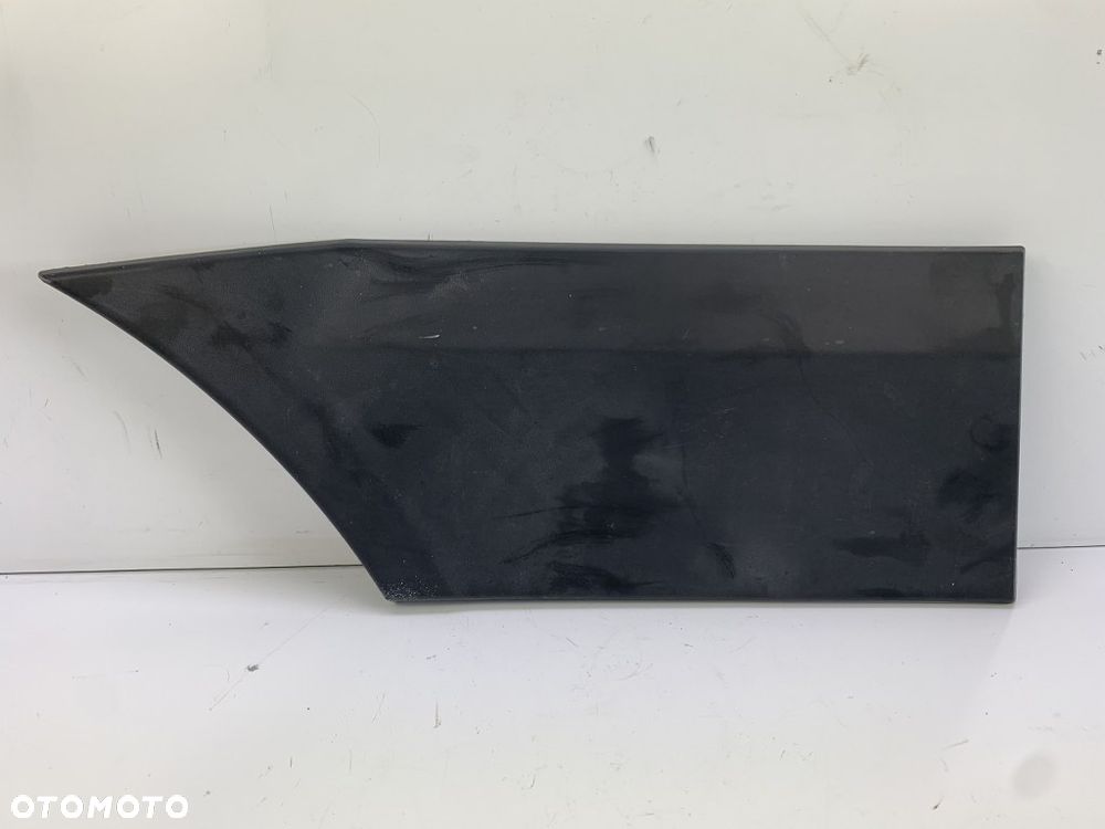 listwa tylna boczna prawa tył mercedes sprinter W906 vw crafter A9066905682 A9066901462 - 1