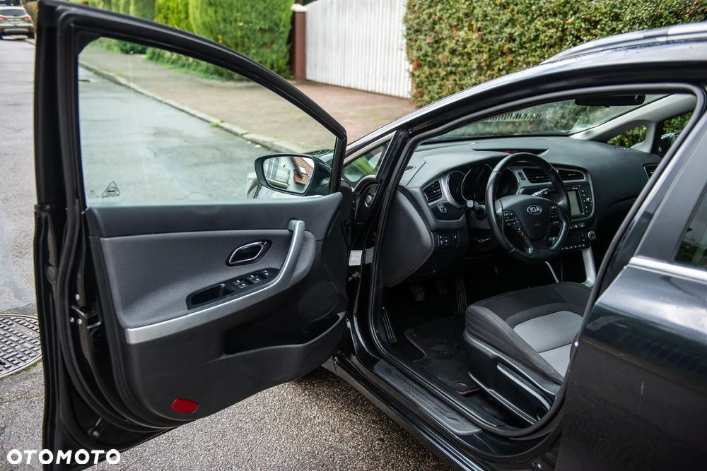 Kia Ceed Cee'd 1.4 Business Line - 17