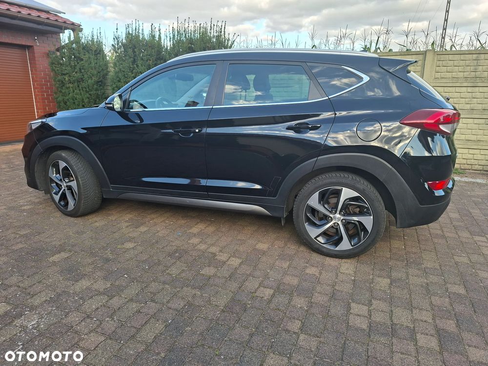 Hyundai Tucson - 8