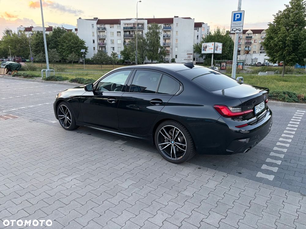 BMW Seria 3 330e M Sport - 6