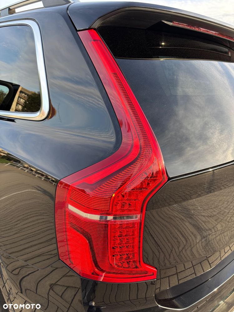 Volvo XC 90 D5 AWD Momentum - 32