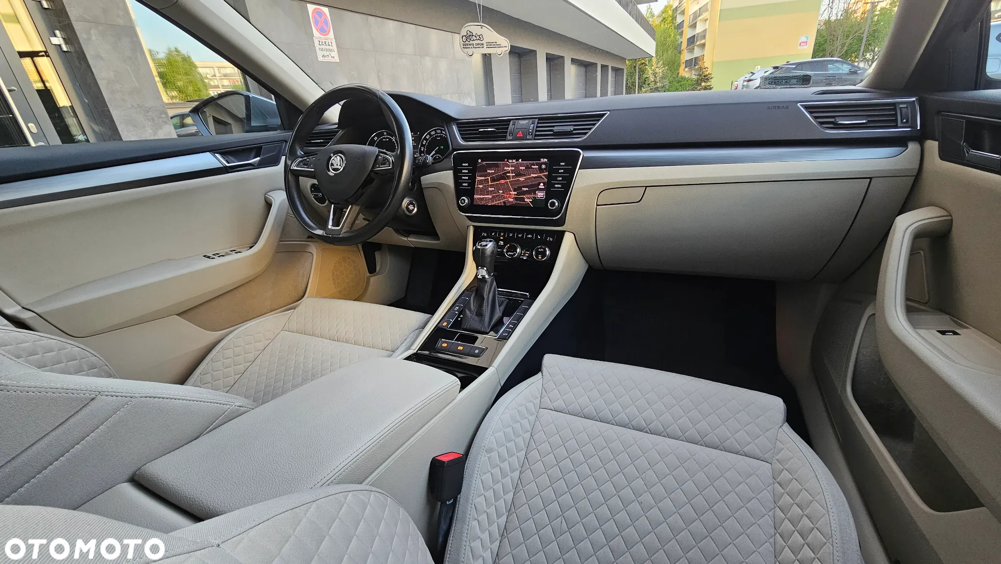 Skoda Superb 2.0 TDI Style DSG - 5