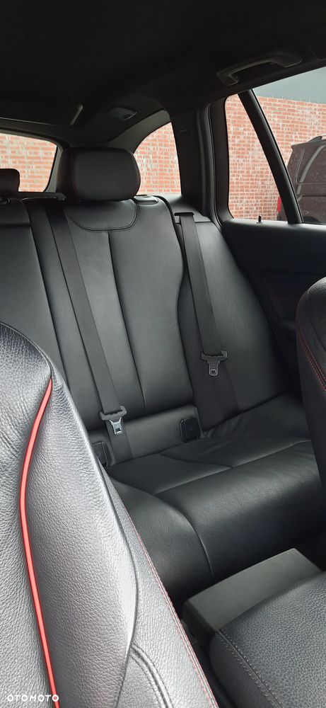 BMW Seria 3 330d Sport Line - 18