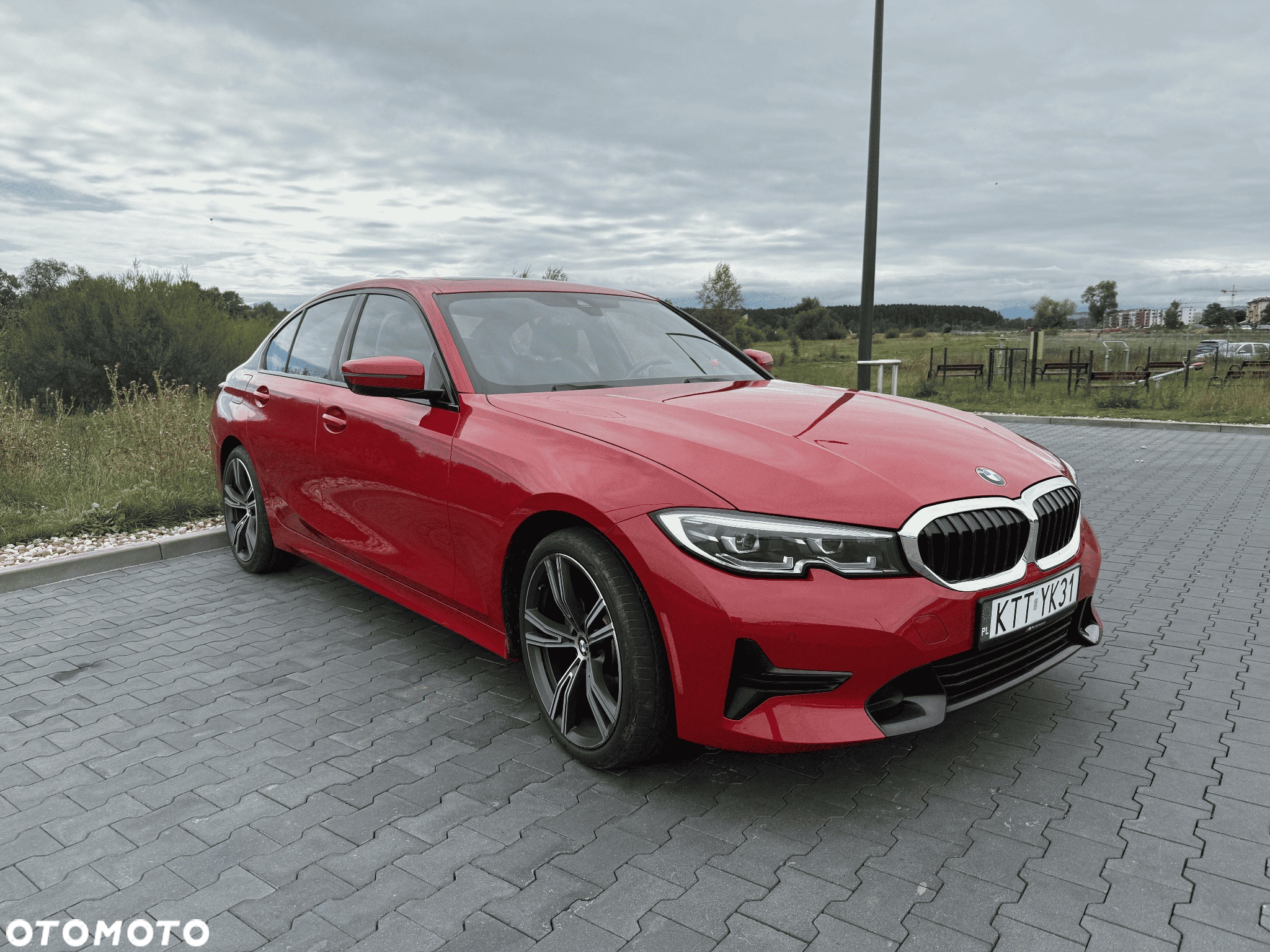 BMW Seria 3 330i Sport Line - 12
