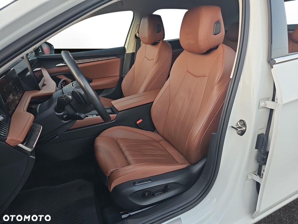 Skoda Superb 2.0 TDI SCR 4x4 L&K DSG - 10